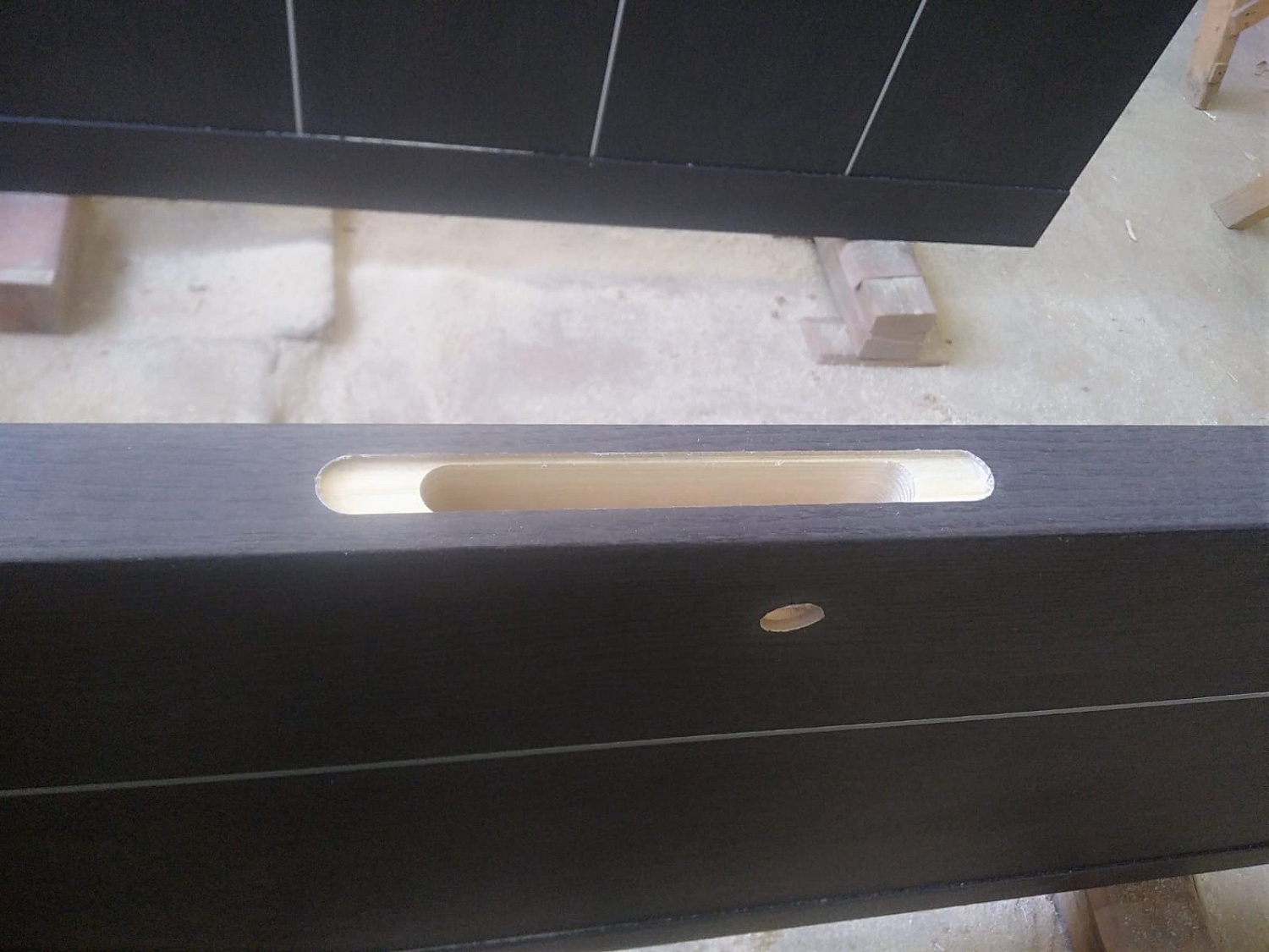 Врезка фурнитуры